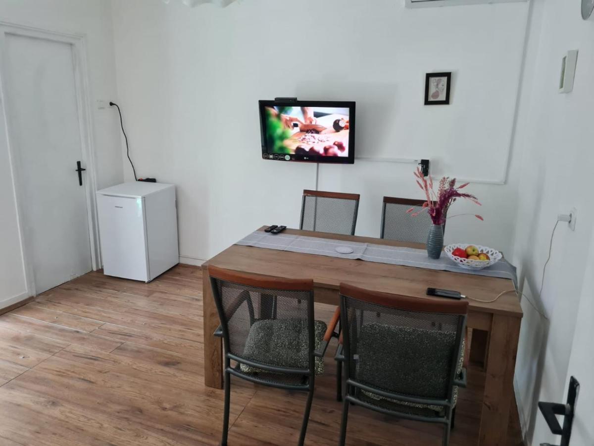 شقة Apartman Antea شيبينيك المظهر الخارجي الصورة